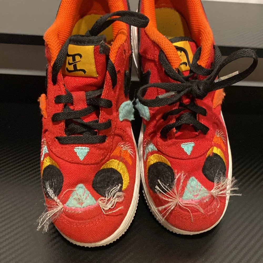 Nike vibrant red